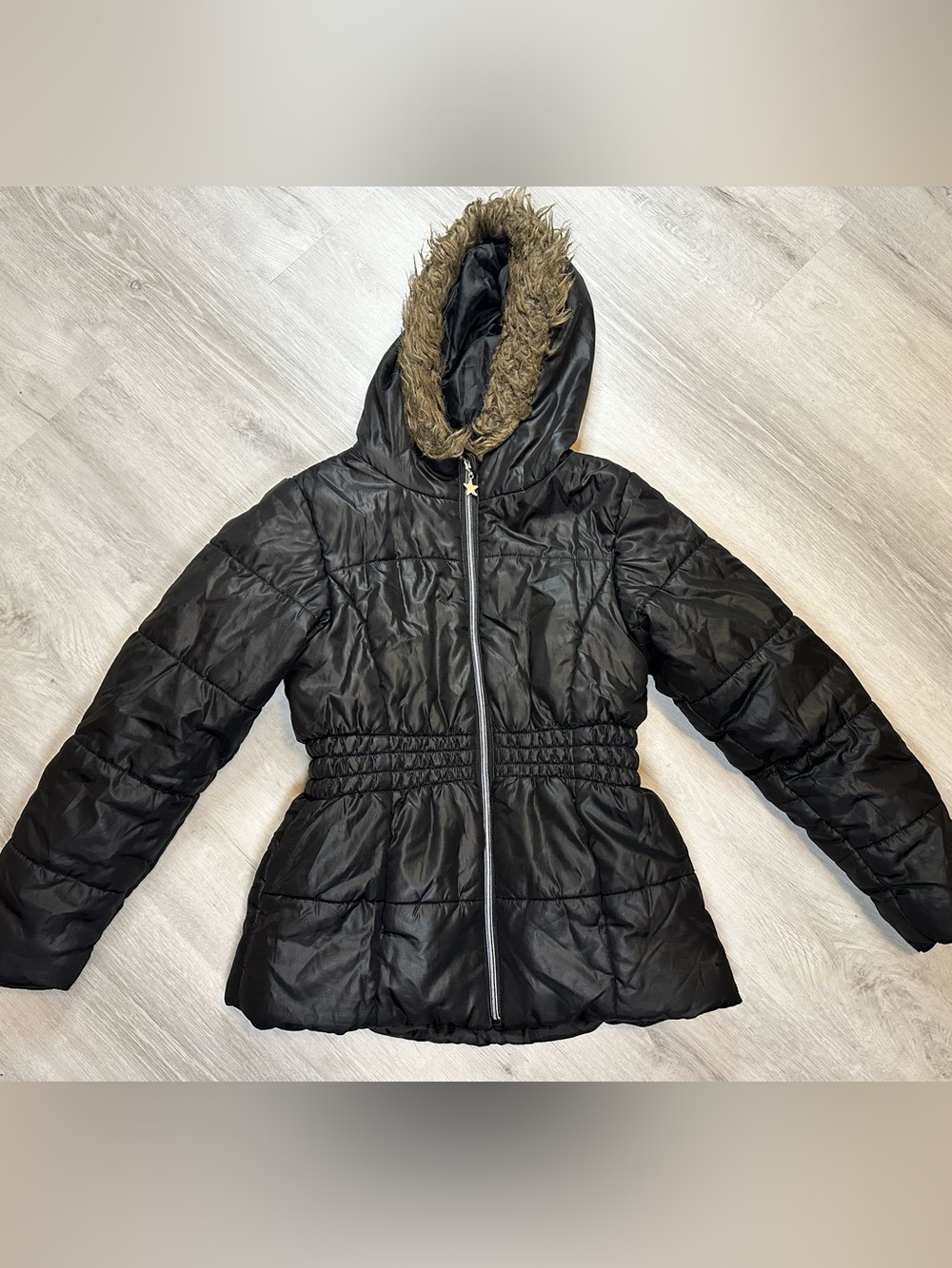 Rothschild Black Hooded Puffer Jacket with Faux Fur Trim